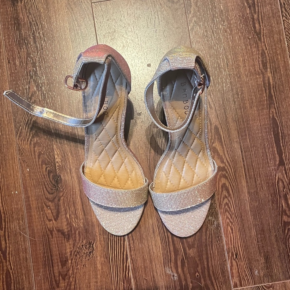 Block Heels - Picture 2 of 3